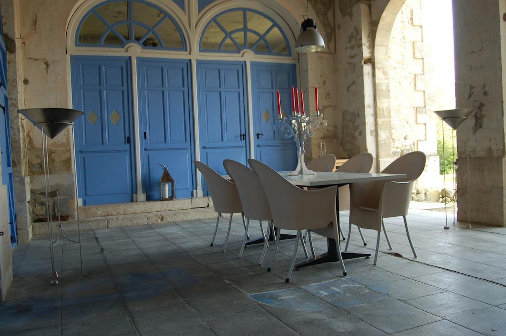 La Vieille Ecole Bed and Breakfast Bourgougnague Buitenkant foto
